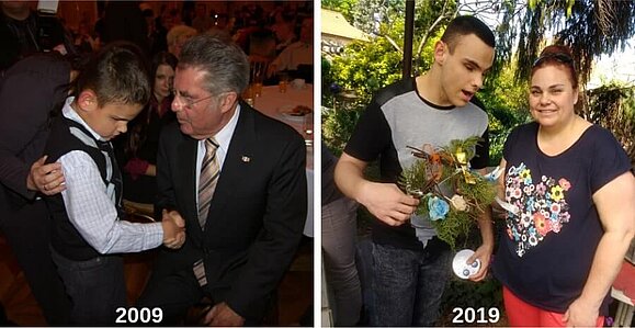 „Sehsternchen“ Adriano 2009 zu Besuch beim ehemaligen Bundespräsidenten Heinz Fischer (links) und mit seiner Mutter beim Blumenkranz basteln (rechts). Zwei Bilder: "Sehsternchen" Adriano 2009 zu Besuch beim ehemaligen Bundespräsidenten Heinz Fischer (links) und mit seiner Mutter beim Blumenkranz basteln (rechts).